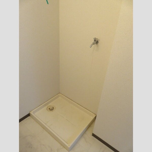 洗面所 (洗濯機置場)