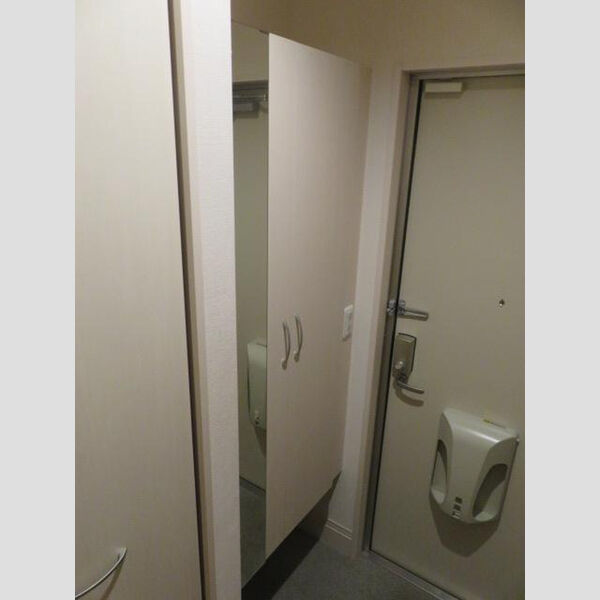 玄関 (シューズボックス)