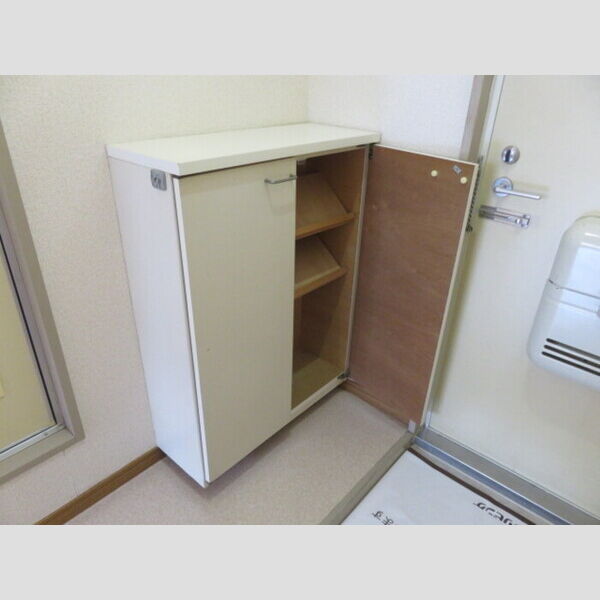 玄関 (シューズボックス)