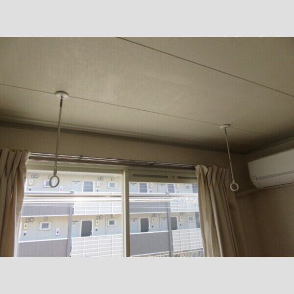 その他設備 (室内物干し)