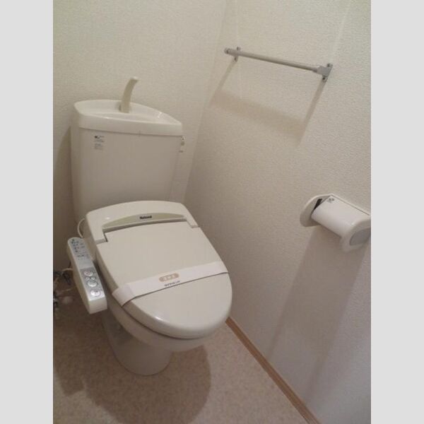 トイレ (トイレ(温水洗浄暖房便座))