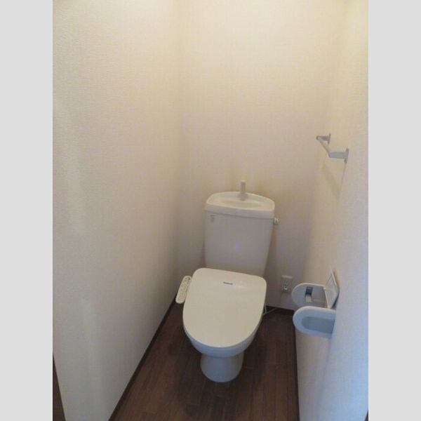 トイレ (トイレ)