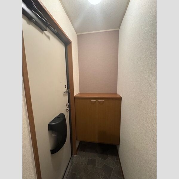 玄関 (玄関)