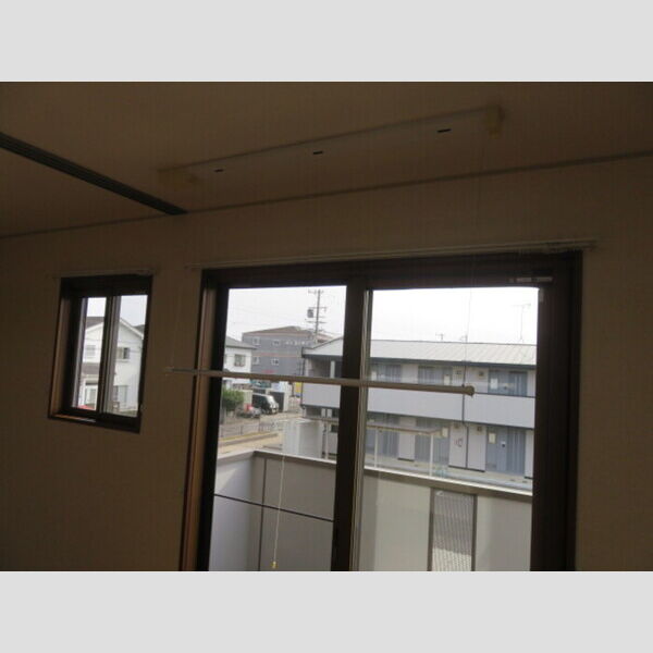 その他 (室内物干し)