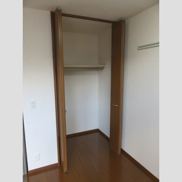 収納 (クローゼット)