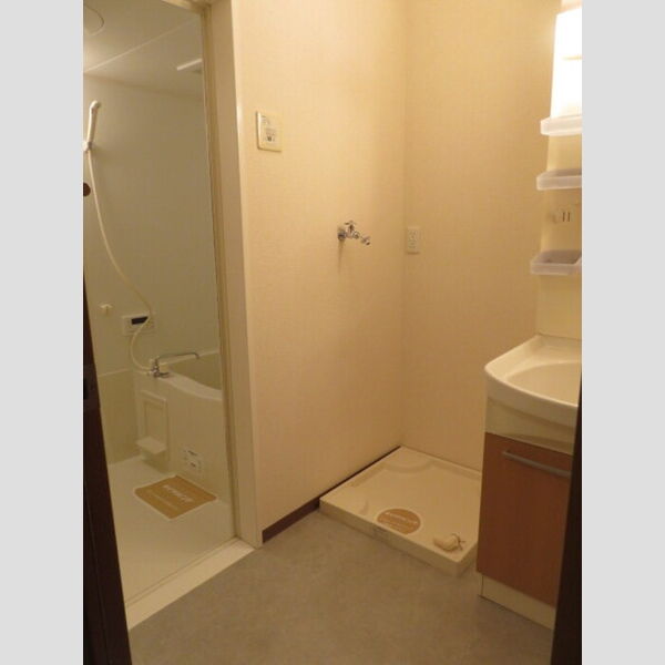 洗面所 (洗濯機置き場)