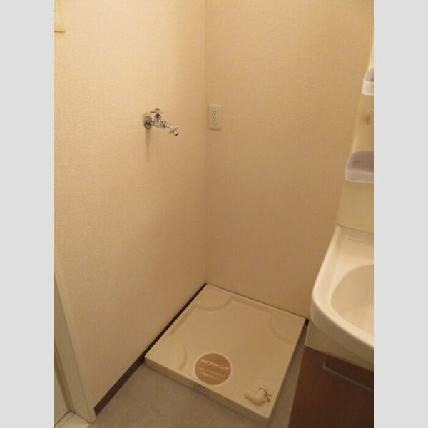 洗面所 (洗濯機置き場)