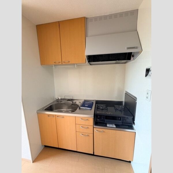 キッチン (キッチン)