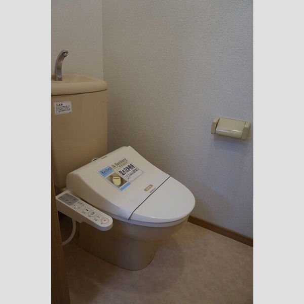 トイレ (温水洗浄暖房便座)