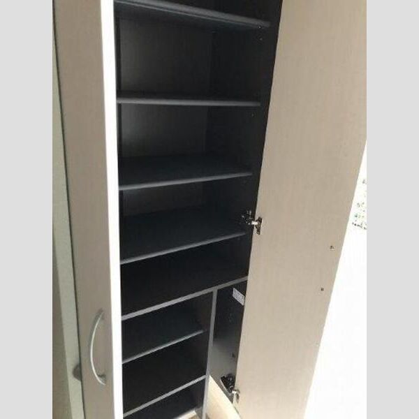 玄関 (シューズボックス)