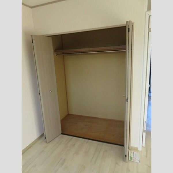 収納 (クローゼット)
