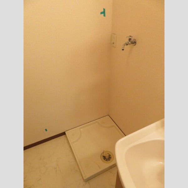 洗面所 (洗濯機置き場)