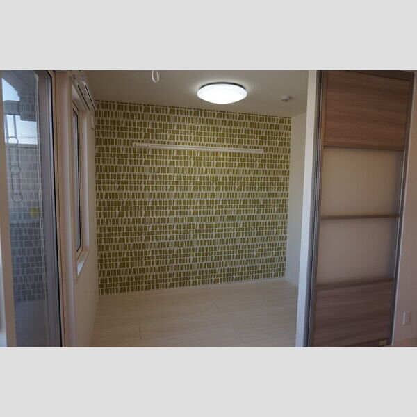 その他 (洋室南)