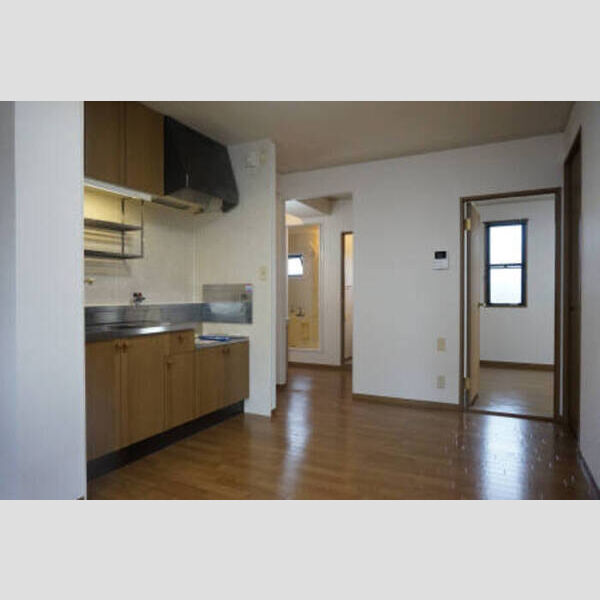 居室・リビング (102 DK)