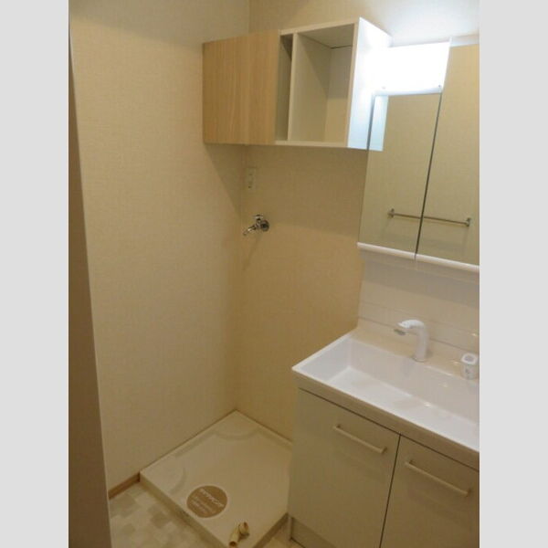 洗面所 (洗濯機置き場)