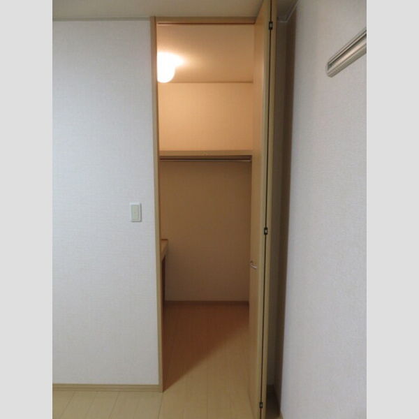 収納 (ウォークインクローゼット)