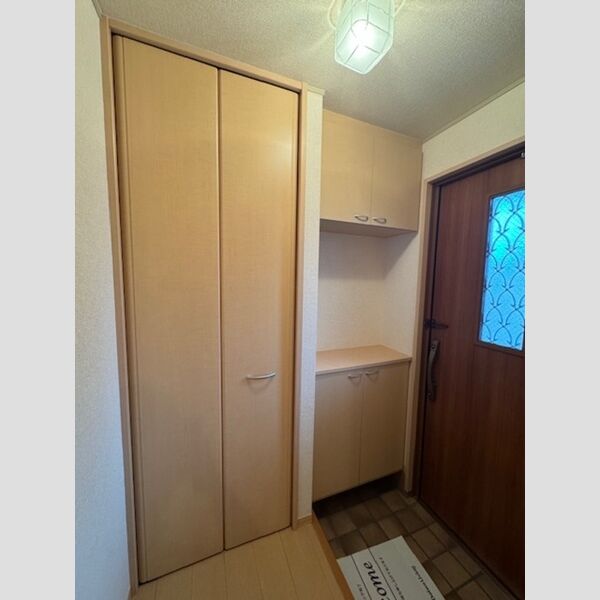 玄関 (玄関)