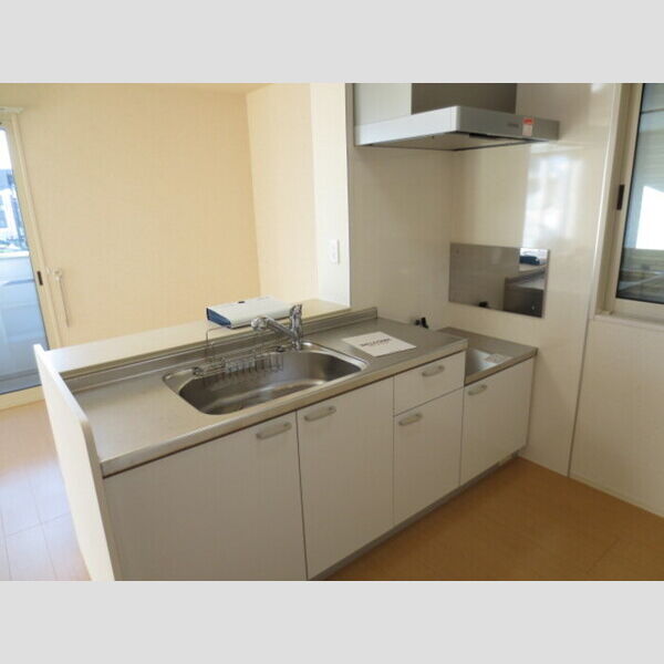 キッチン (対面キッチンです)