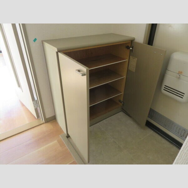 玄関 (シューズボックス)