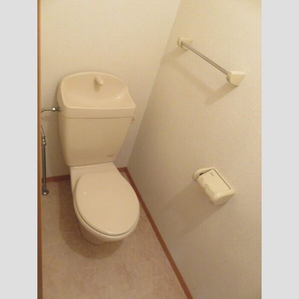 トイレ (トイレ)