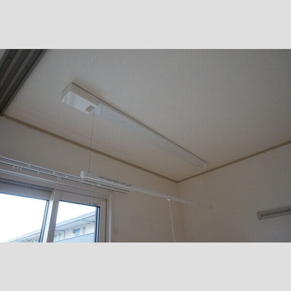 その他 (室内物干しです)