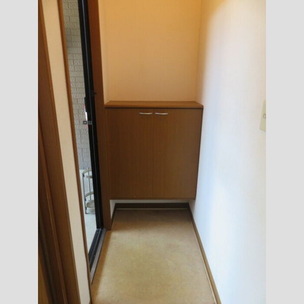 玄関 (玄関)