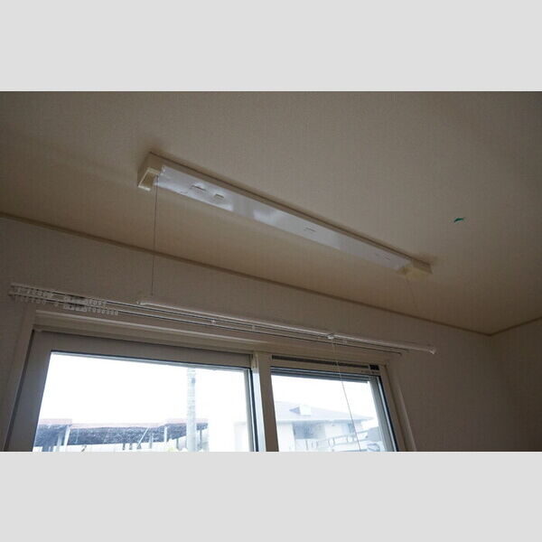 その他設備 (室内物干しです)