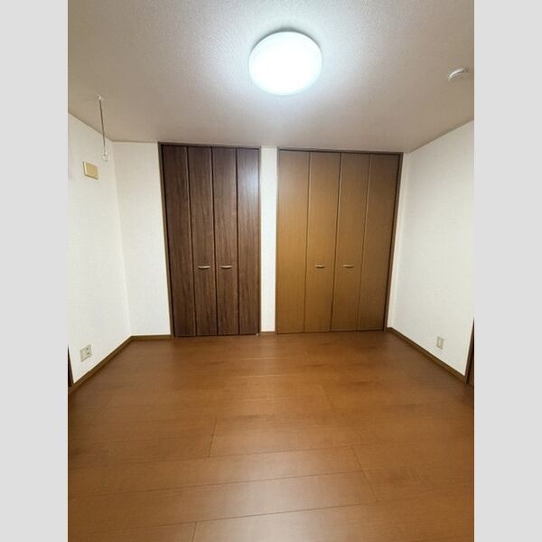 その他 (洋室)