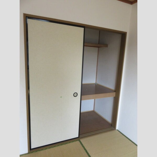 収納 (押入(和室))