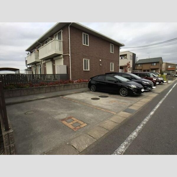 駐車場 (駐車場)