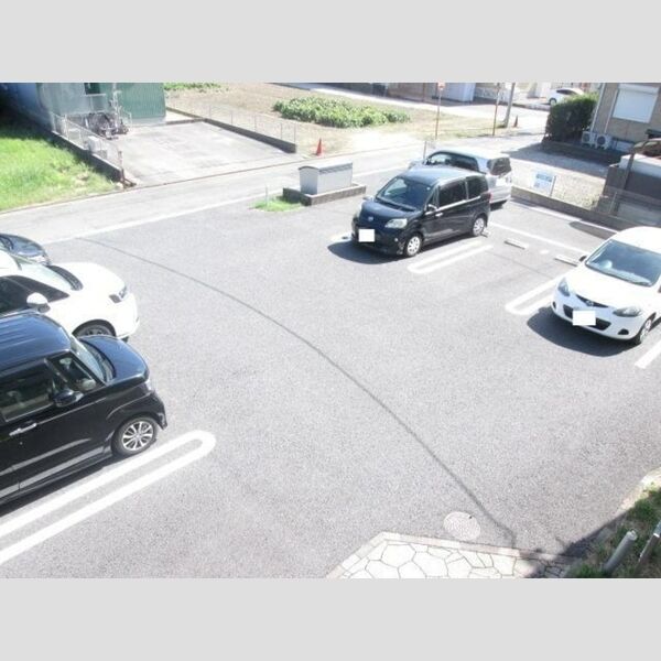 駐車場 (駐車場)