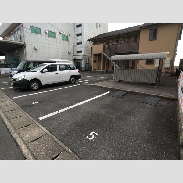 駐車場 (駐車場)