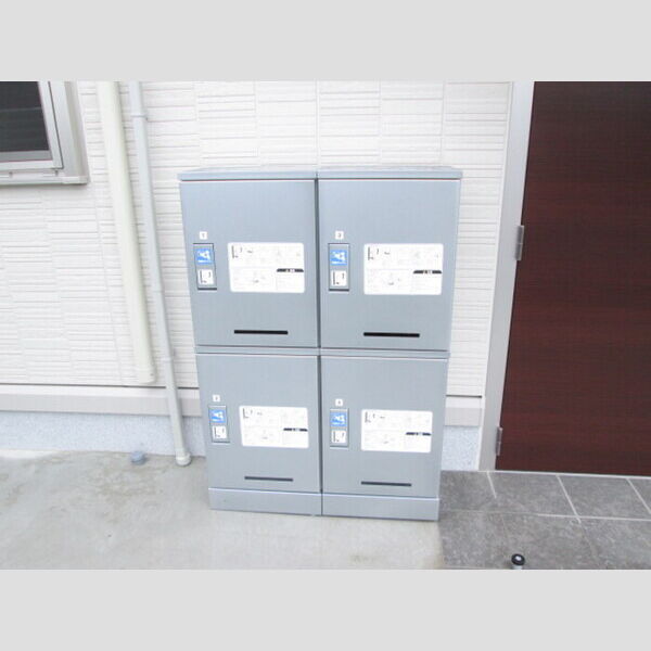 現地周辺 (宅配BOX有ります。)