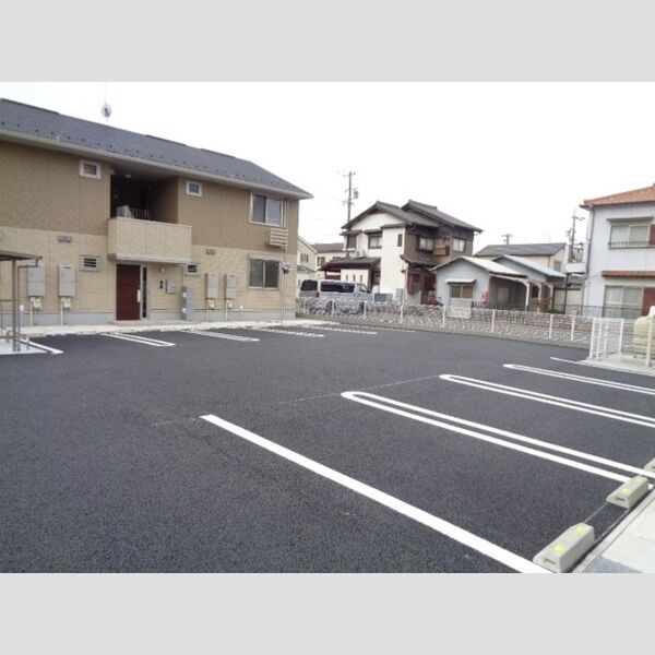 駐車場 (駐車場)