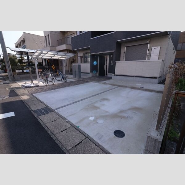 駐車場 (駐車場)