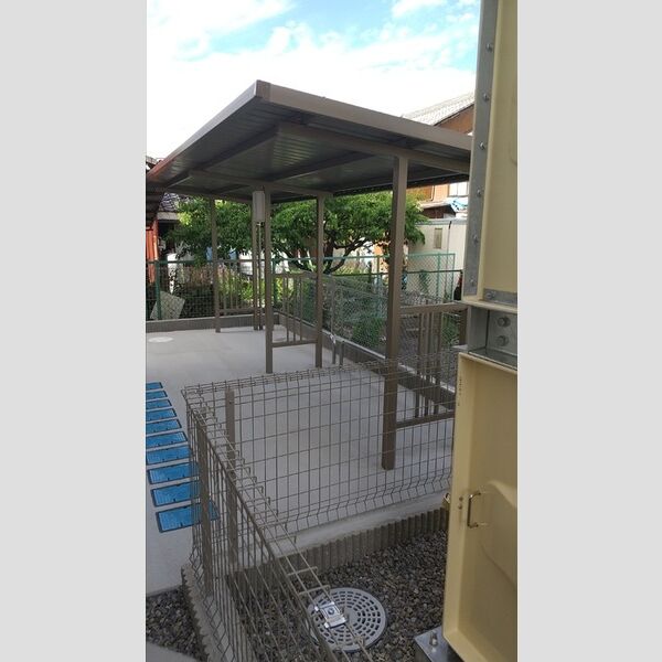 現地周辺 (駐輪場)