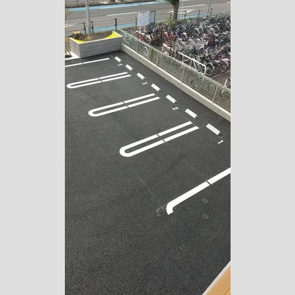 駐車場 (駐車場)