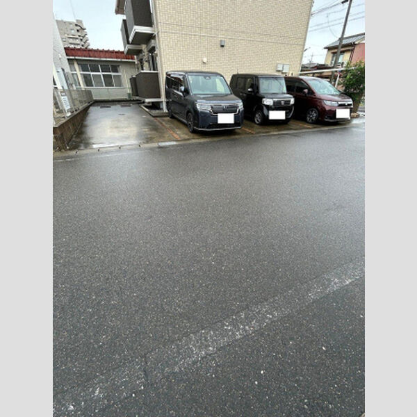 駐車場 (駐車場)