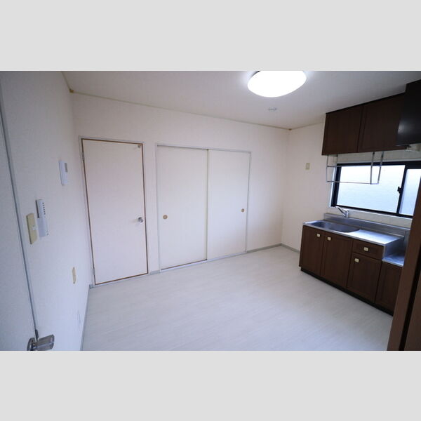 居室・リビング (ダイニングキッチン)