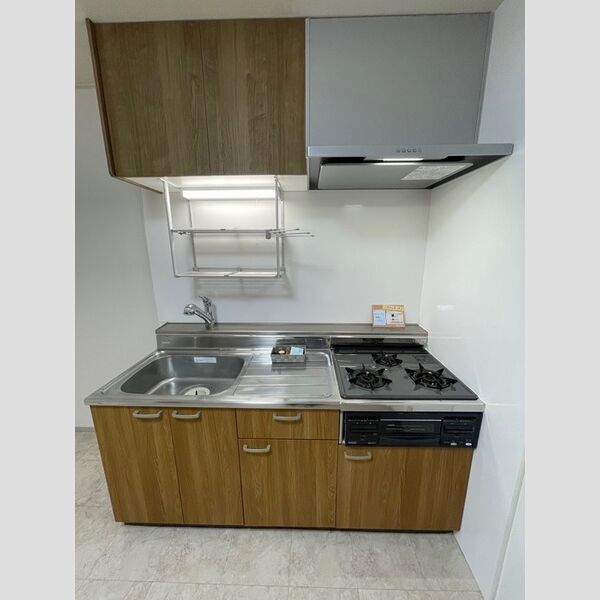 キッチン (3口コンロ・グリル付キッチン♪)