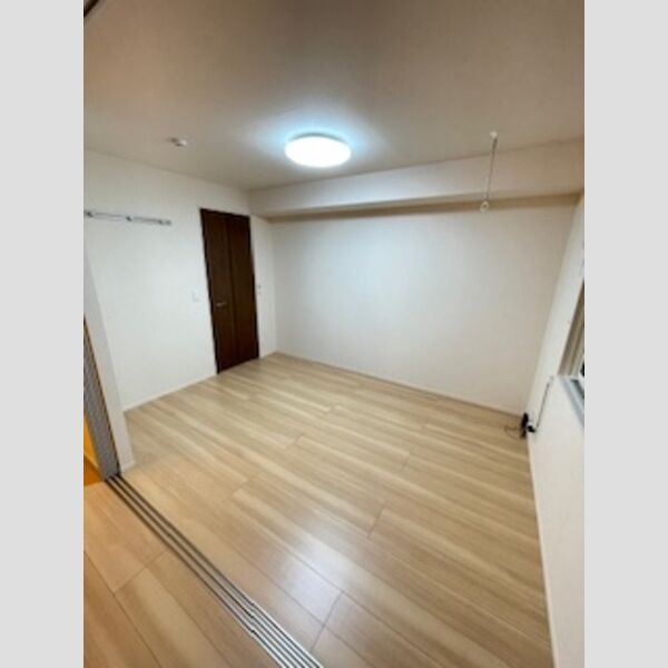 その他 (南洋間)