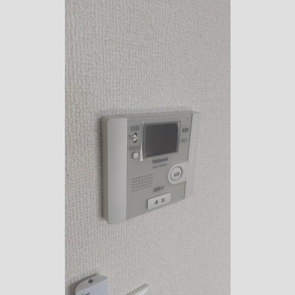 その他設備 (モニタ付きインターホン&オートロック操作盤)