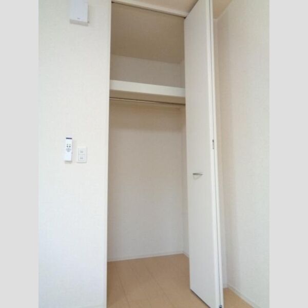 その他 (クローゼット)