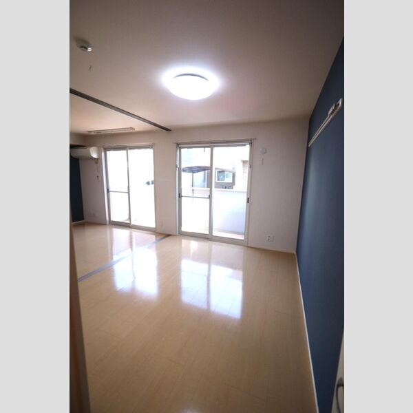 その他 (南洋間)