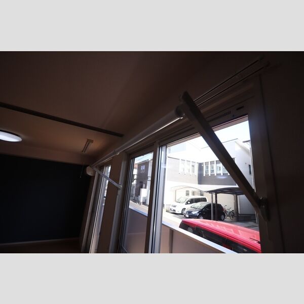 その他 (室内物干し)