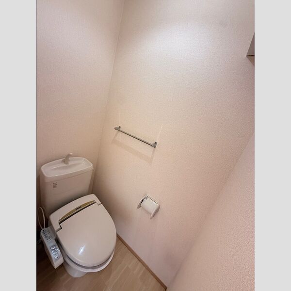 トイレ (温水洗浄暖房便座)