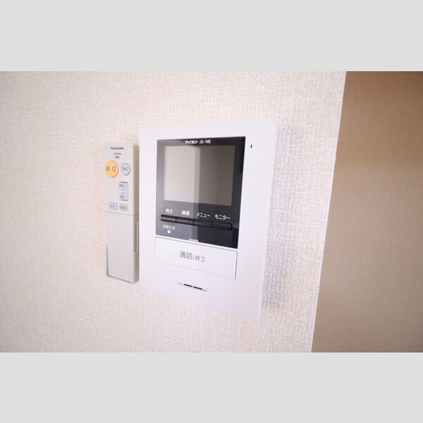 その他設備 (モニター付きインターホン)