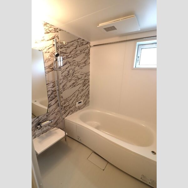 バス (浴室)