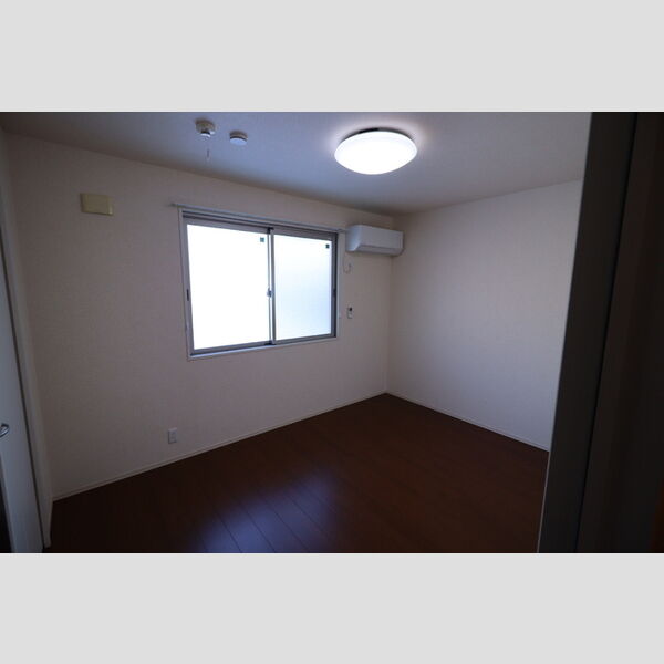 その他 (北側洋室)