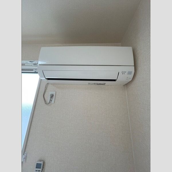 その他設備 (北西側洋室エアコン)